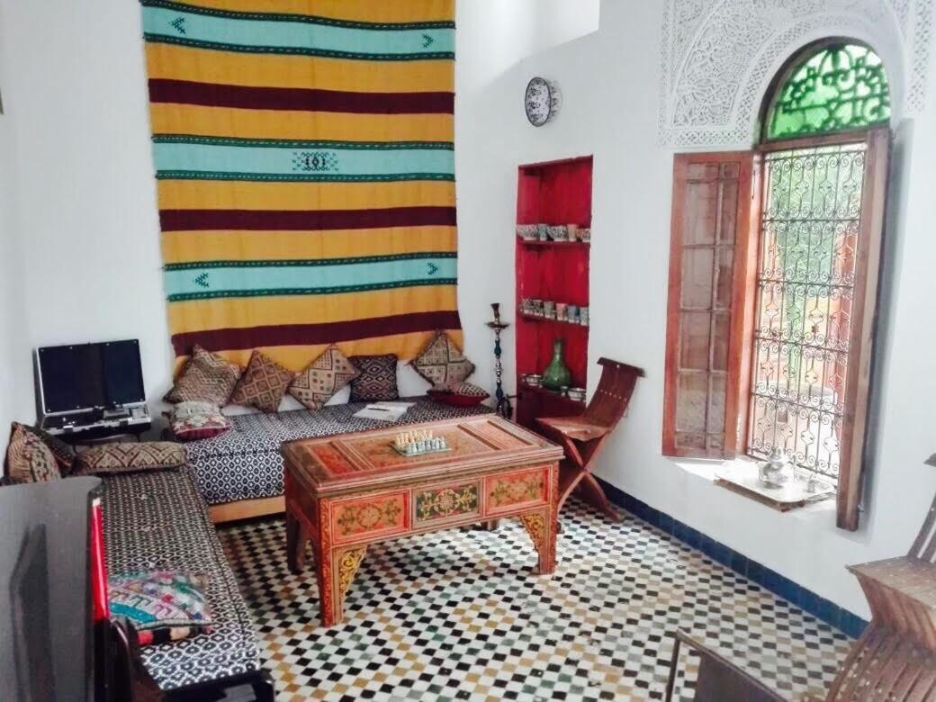 Riad De Charme Fez Bagian luar foto